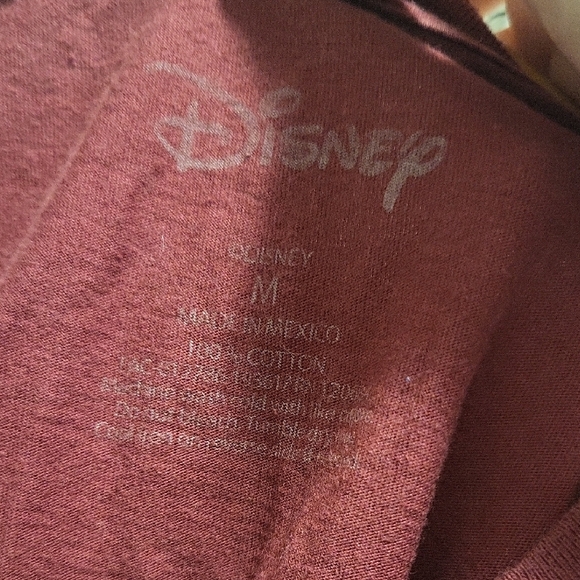 Aristocats Maroon Tee - Picture 4 of 4